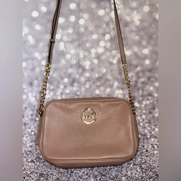 SOLD Dusty Pink Michael Kors Crossbody - Picture 1 of 5